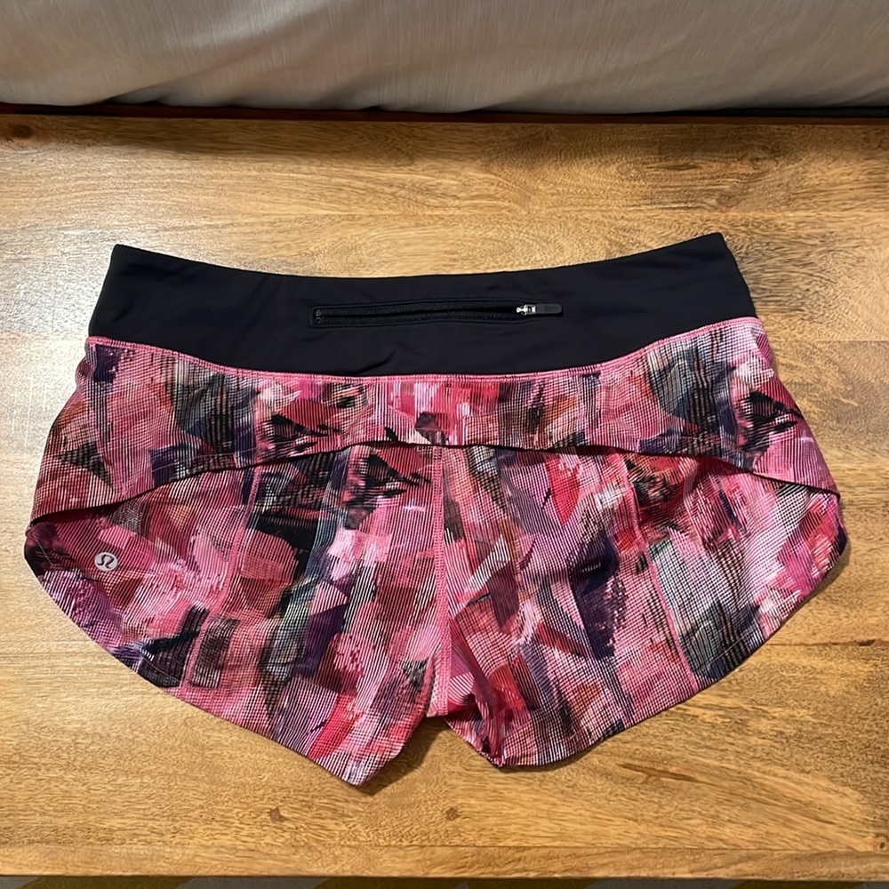 Lululemon Speed Up Shorts in Sun Dazed Multi Pink - Picture 4 of 8